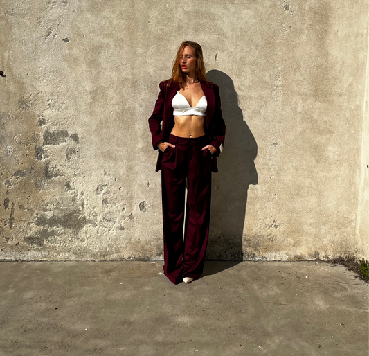 Pantalone over Hinnominate bordeaux