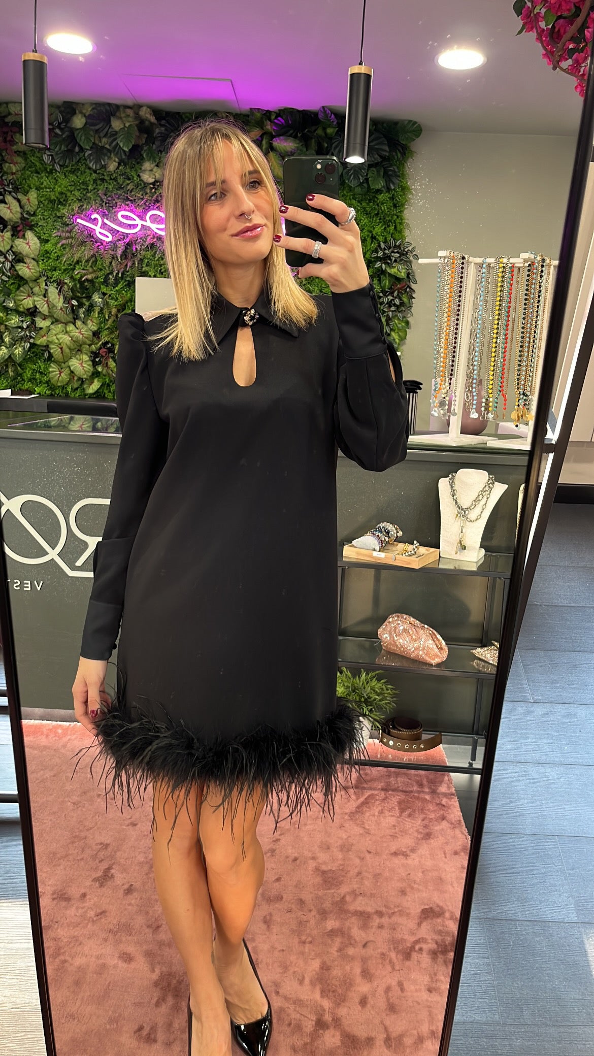 Abito con dettaglio piume Dramèe