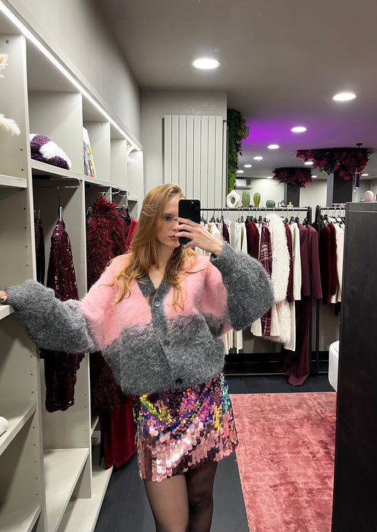 Cardigan over bicolor